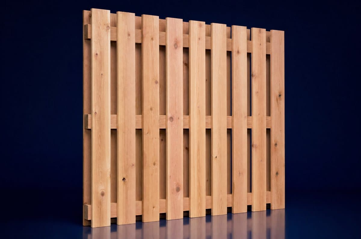 Shadow box cedar fence style detail